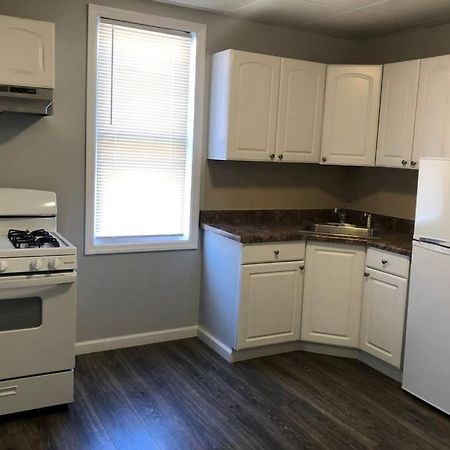 Private 2-Bedroom With Free Parking And Direct Bus To Nyc Manhattan Only 2 Blocks Away Linden Zewnętrze zdjęcie